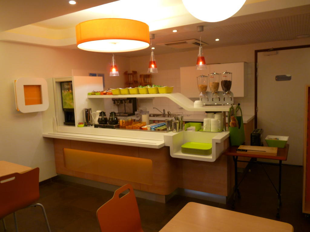 ibis budget Montauban Les Chaumes Bagian luar foto