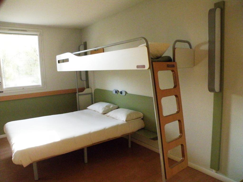 ibis budget Montauban Les Chaumes Bagian luar foto